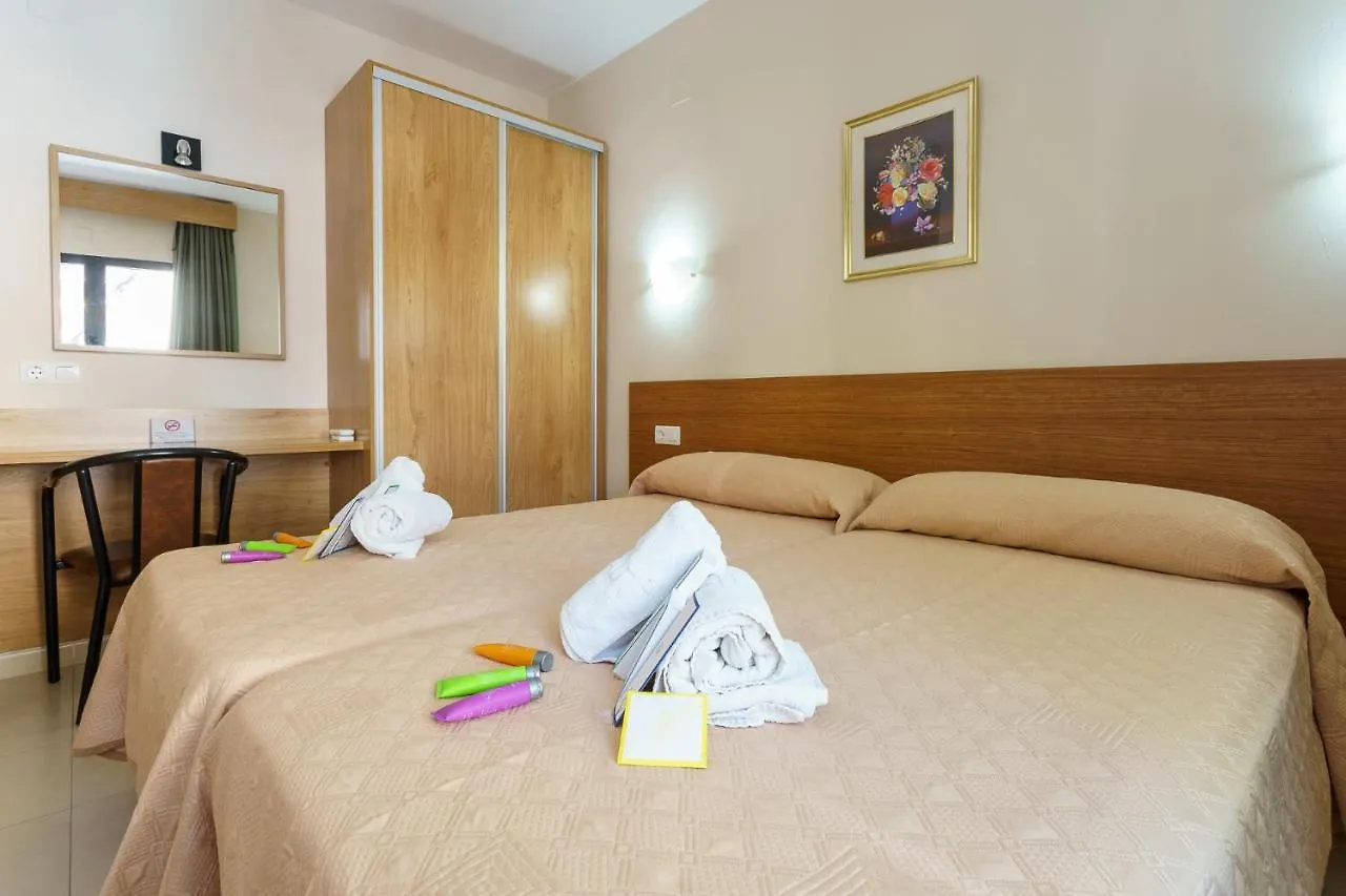 Hostal Costabella Powered By Faro Homes Fuengirola 0*,  Spanien